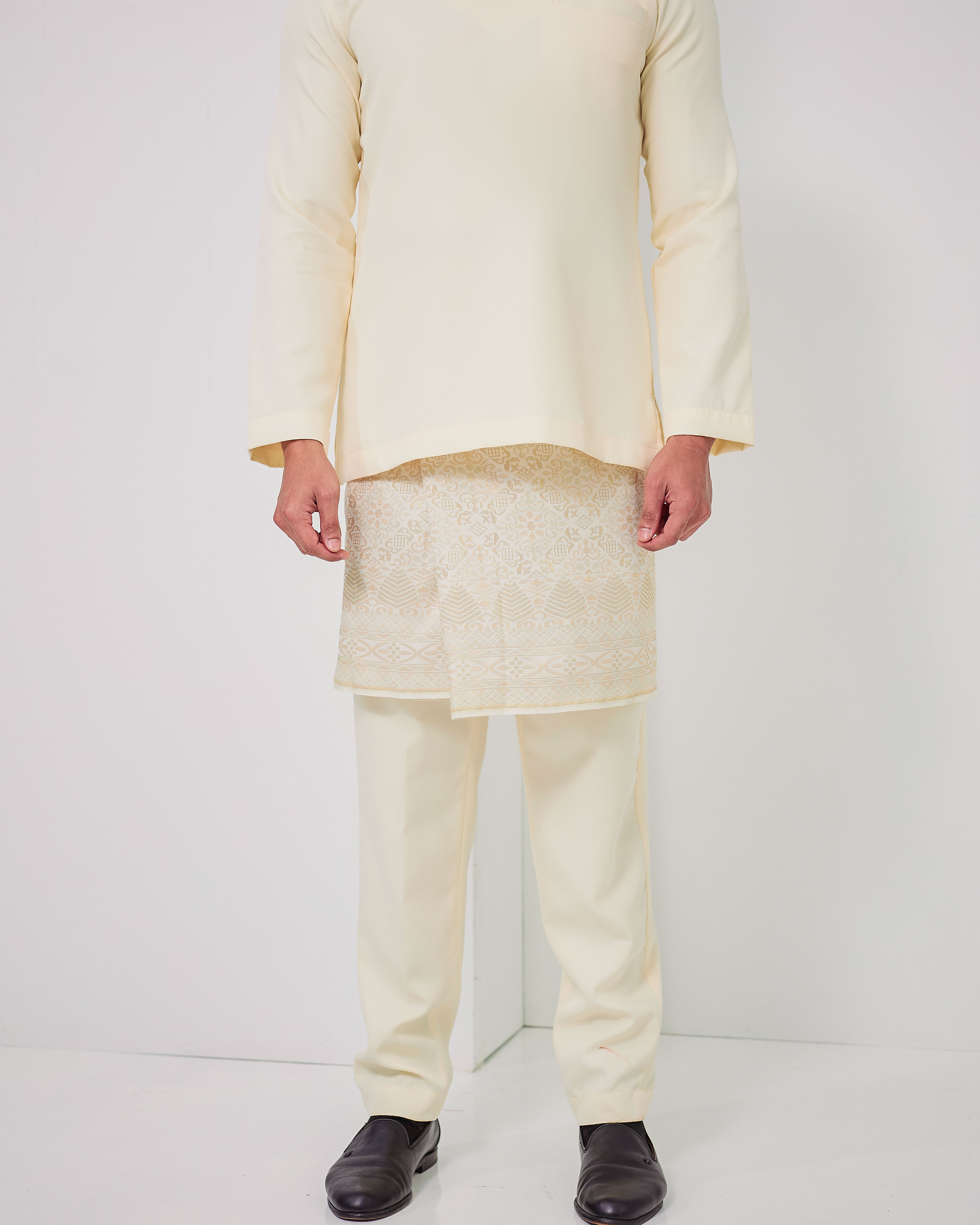 SAMPIN JEBAT IN YELLOW